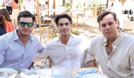  Santiago Rosillo, Diego Medina y Manuel Ascanio.