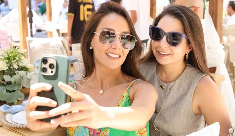  Azucena Ortega y Bety Lázaro.