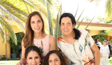  María José Torrescano, Mariana, María Eugenia Torrescano y María Fernanda Torrescano.