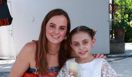  Marisa Michel y Loretta Azcargota.