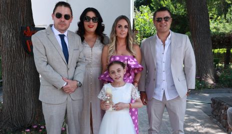  Vicente Azcargota, Margarita Alvarado, Karina Ríos,  Miguel Chalita y Loretta Azcorgota Ríos.