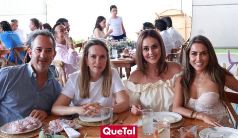  Miguel Ocejo,  Ale Pérez, Cristina Herrán y Leticia Stahl.