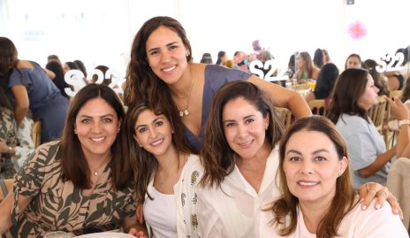  Alejandra Aguilera, Patricia Gómez, Saide Chevaile, María Eugenia Torrescano y Karla Rocha.