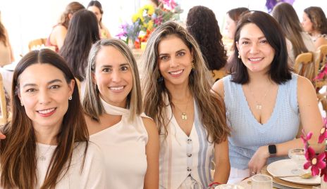  Ale Muñoz, Úrsula Ortuño, Giselle Stahl y Ariadna Rincón.