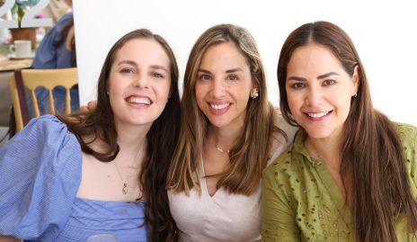 Tere Ledezma, Melissa Compeán y Diana Solorio.
