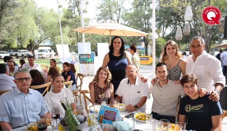 Familia Galarza.