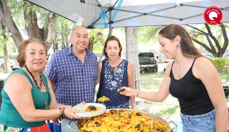  Liz Mena, José Ángel Morales, Ana Isabel Hunter y Ana Isabel Morales.