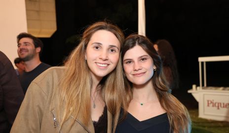  Tiara Pizzuto y Ale Arena.