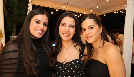  Casandra Nava, María Alcalde y María Carreras.