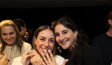  Andrea y Claudette Villasana.