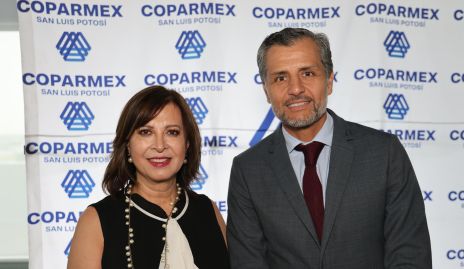  Imelda Elizalde y Carlos de los Santos.