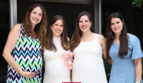  Elisa Buján, Araceli Palau, Ximena Villanueva y Paty Inurrigarro.