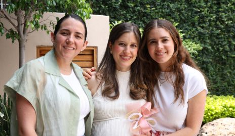  Mariana Vázquez, Araceli Palau y Pili Castañón.