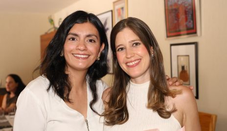  Mary García y Araceli Palau.