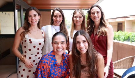  Fer Pérez, Marijó Ascanio, Alejandra Puente, Sofía Prieto, Yuli Valle y Valeria Zúñiga.