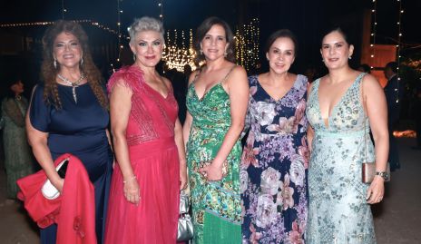  Silva Reyes, Margarita Padilla, Lorena Medrano, Ángeles Bombreta y Erika Gómez.