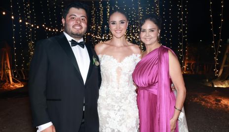  Paulina Cantú, Gerardo Somohano y Araceli Flores Flores.