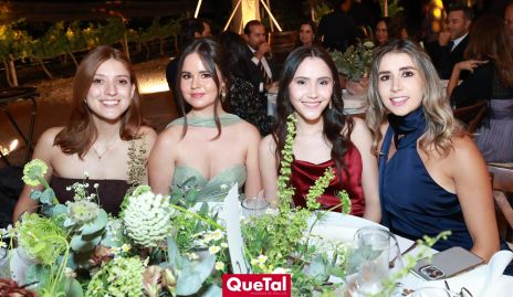  Danae Natividad, Vero Aguirre, Mónica Torres y Romina Ortuño.