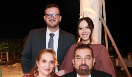  Jorge Correa, Montse Correa, Patricia Ruiz y Jorge Correa.