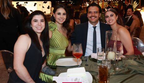  Andrea Reyes, Carla Cantú, Manuel Rodríguez y María Emilia Sánchez .