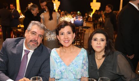  Daniel De Luna, Claudia Pozos y Patricia Valadés.
