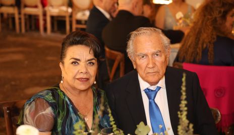 Margarita Arreguín y Francisco Olvera.