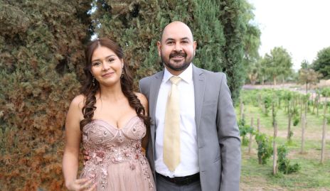  Karen García y Hugo Rubio.