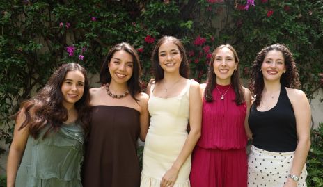  Andrea Ortiz, Vini Padrón, Daniela Borunda, Cristina Ledezma y Karina García.