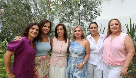  Elvira Sánchez, Elsa Tamez, Ale Ávila, Karla Saucedo, Laura Acosta y Montse Gutiérrez.