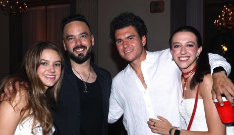 Renata Fernández, Frankie Gutiérrez, Alejandro López y Moni Michel.