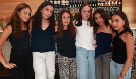  Arantza, Carlota, Emilia, Lara, Luciana y Luciana .