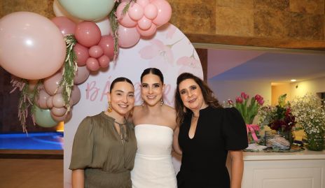  Daniela González, Bárbara González y Marisol Hernández.
