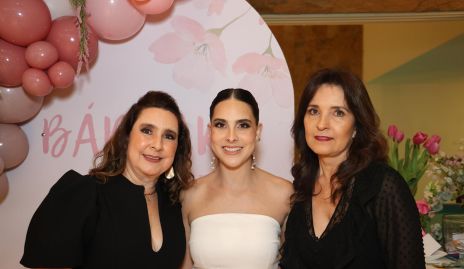  Marisol Hernández, Bárbara González y Mari Carmen López.