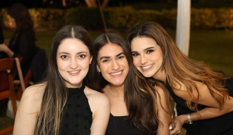  Valeria González, Marijó Valdés y Paulina González.