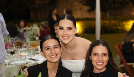  Marlú Estrada, Bárbara González y Montse Piñero.