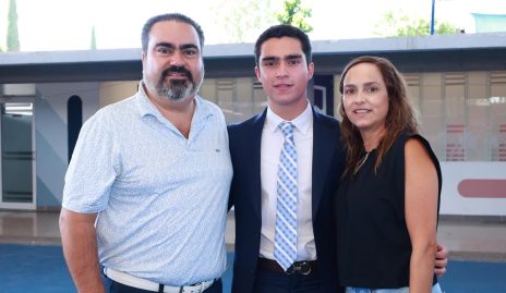  Juan José Leos, Juan José Leos y Paty Estrada.