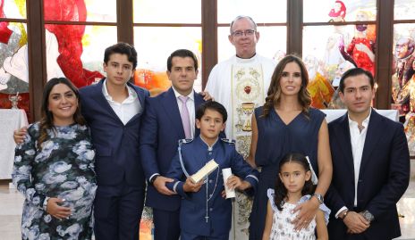  Regina Nieto, Jorge Torres, Jorge Torres, Marcelo Torres, Padre Gabriel Del Valle, Daniela de la Fuente, Daniela Torres y Mauricio Torres.