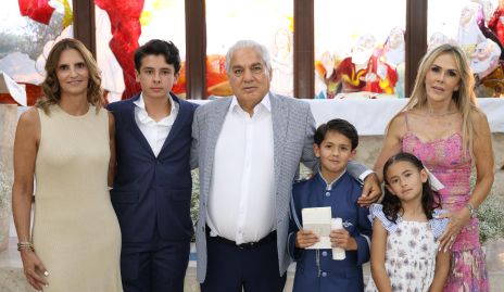  Marcela Gómez, Jorge Torres de la Fuente, Jorge Torres Corzo, Marcelo Torres, Dani Torres y Eleida Sánchez.