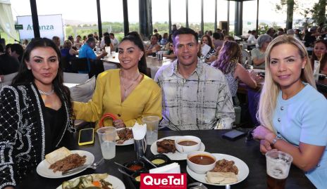  Teresa Requena, Estefanía Requena, Luis Fernando Alonso y Fernanda de la Bara.