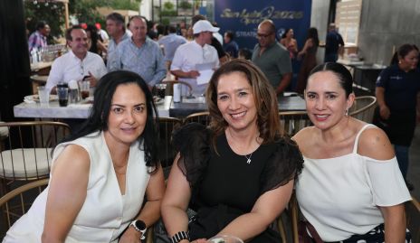  Carla Ruiz, Rocío Moctezuma y Alma Méndez.