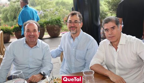  Héctor Hinojosa, Andrés Benavides y Jorge Siller.