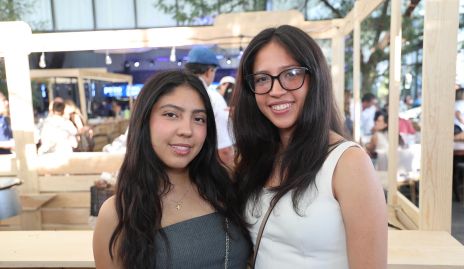  Paulina y Paola Martínez.