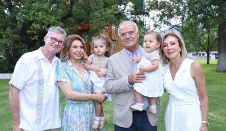  Christian Tenek, Ana Palacios, Joaquina Sthal, Manuel Lorca, Marietta Sthal y Ana Meade.