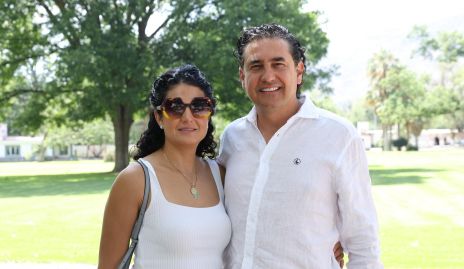  Ana Sofía Velázquez y Alejandro Oropeza .