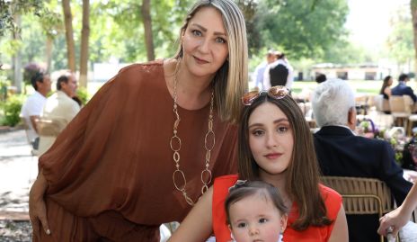  Beth Villegas, Regina Stahl y Marietta Sthal.