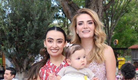  Maru Payan, Marietta Stahl y María Lorca.
