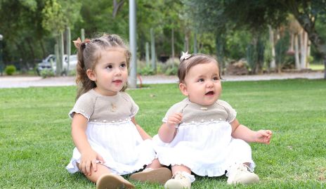  Joaquina Sthal y Marietta Sthal.