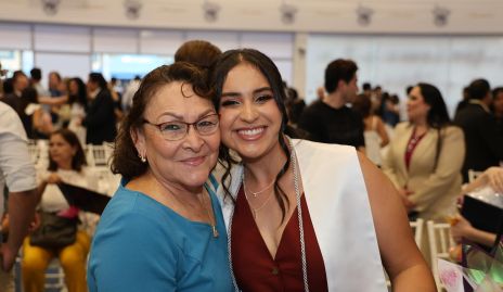  Rosa Linda Hernández y Ximena Itzel Fortanelli.