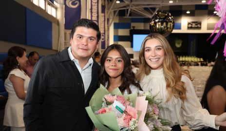  Emilio Juárez, Mía Gallardo y María Luisa Olavarrieta.