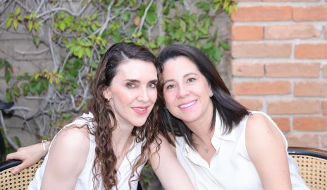  Sara Martínez y Nayelli Sánchez.
